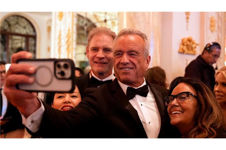 Mit dabei war Robert F. Kennedy Jr., der Trumps Gesundheitsminister werden soll.