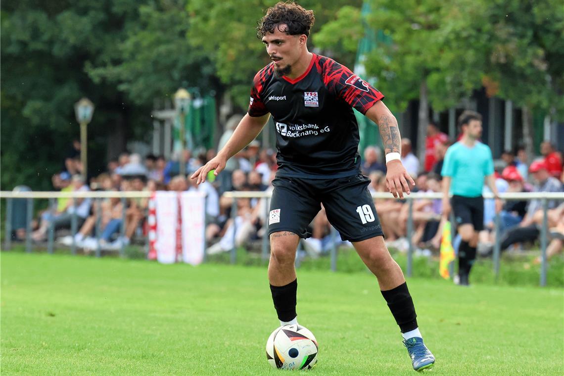 Mit drei Vorlagen und einem Tor mit der auffälligste Spieler: Luis Ribeiro. Foto: Alexander Hornauer