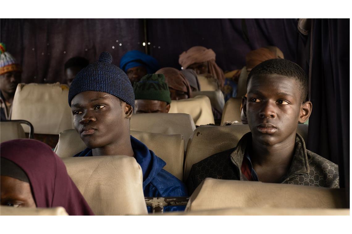 Moussa ((Moustapha Fall) und Seydou (Seydou Sarr) in „Ich Capitano“