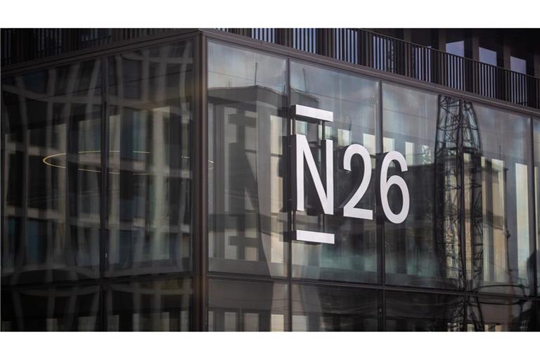 N26 ist in 24 Ländern in Europa aktiv und beschäftigt rund 1500 Mitarbeiterinnen und Mitarbeiter, darunter rund 1000 in Berlin.