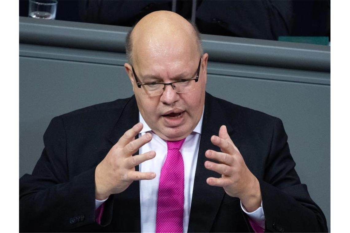 Altmaier-Vorstoß: Tafelsilber des Bundes zu Geld machen? Nach Ansicht von Wirtschaftsminister Altmaier „sollten wir prüfen, welche staatlichen Beteiligungen zurückgefahren werden können“. Foto: Bernd von Jutrczenka/dpa