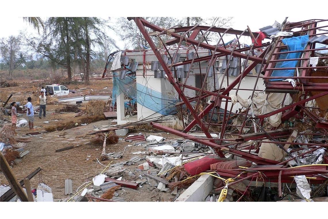 Nach dem Tsunami ist vom Haus von Frank "Franky" Wetzig in Khao Lak so gut wie nichts mehr übrig. (Archivbild)