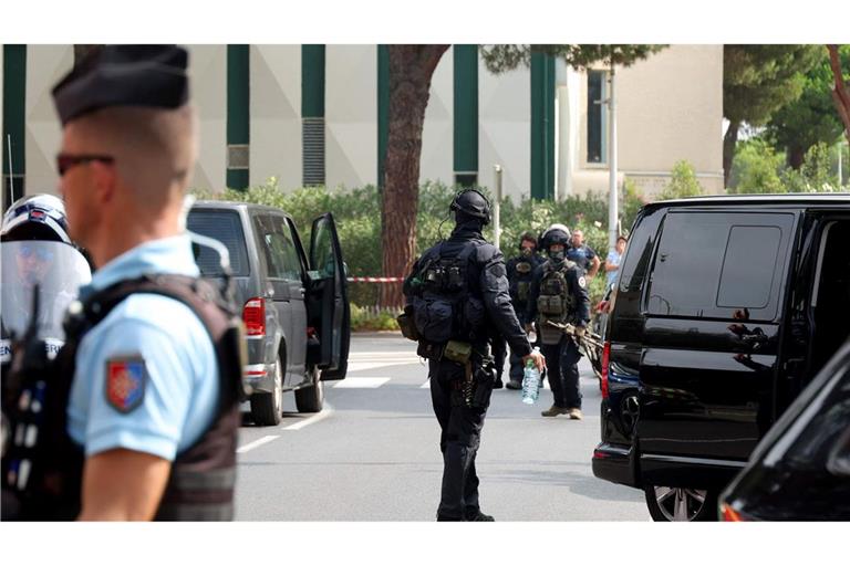 Nach der Explosion vor einer Synagoge in Südfrankreich laufen Terrorermittlungen.