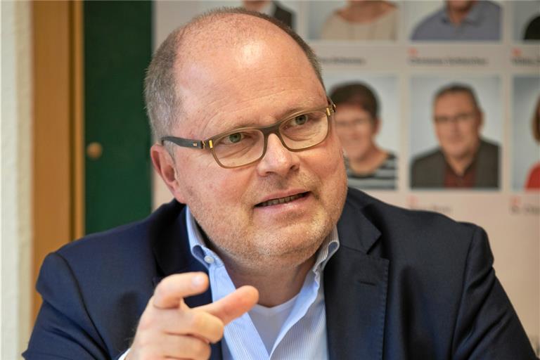 Nach sechs Legislaturperioden im Bundestag tritt Christian Lange bei der Wahl 2021 nicht mehr an. Für sein letztes Jahr hat er sich aber noch einiges vorgenommen. Foto: A. Becher