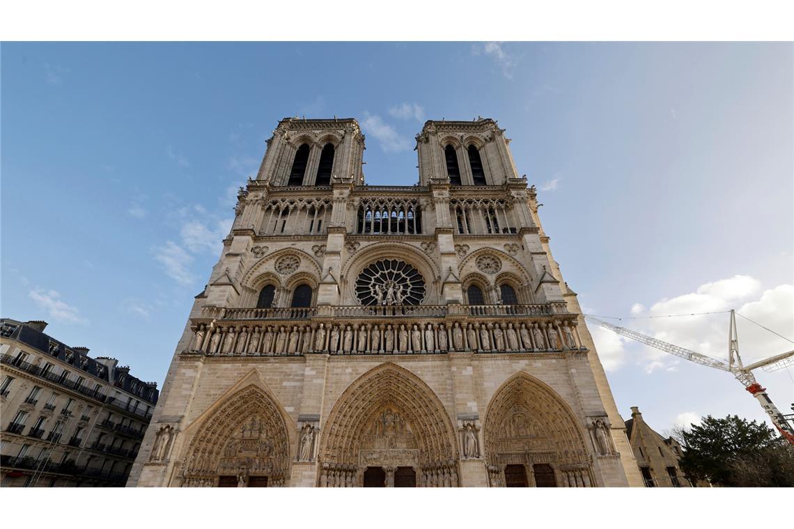 Nach über fünfjährigen Restaurierungsarbeiten wurde die Kathedrale Notre-Dame wiedereröffnet.