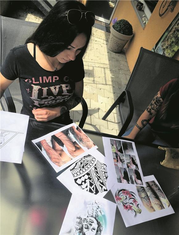 Stich für Stich zum Traumjob Nadine mit einer Auswahl ihrer Motive.