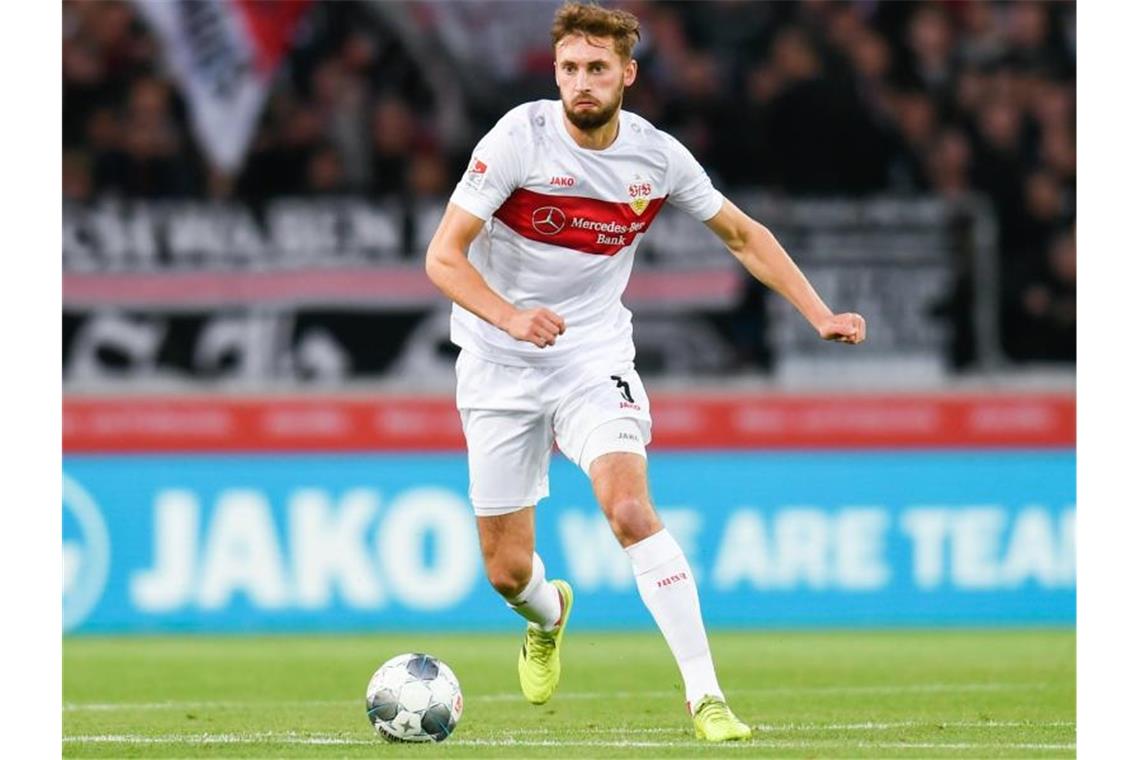 Stuttgart-Liverpool-Stuttgart: Phillips zurück beim VfB Nathaniel Phillips in Aktion. Foto: Tom Weller/dpa/Archiv