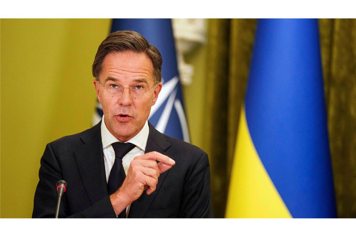 Nato-Generalsekretär Mark Rutte hat zurückhaltend auf den Wunsch der Ukraine reagiert, nun sofort eine bedingungslose Einladung in das Militärbündnis zu bekommen. (Archivbild)