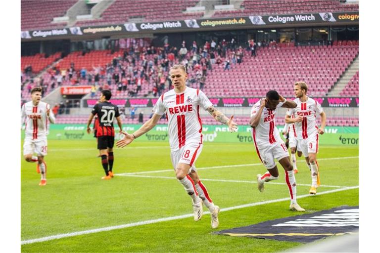 Neuzugang Ondrej Duda (vorne) rettete Köln einen Punkt. Foto: Marcel Kusch/dpa