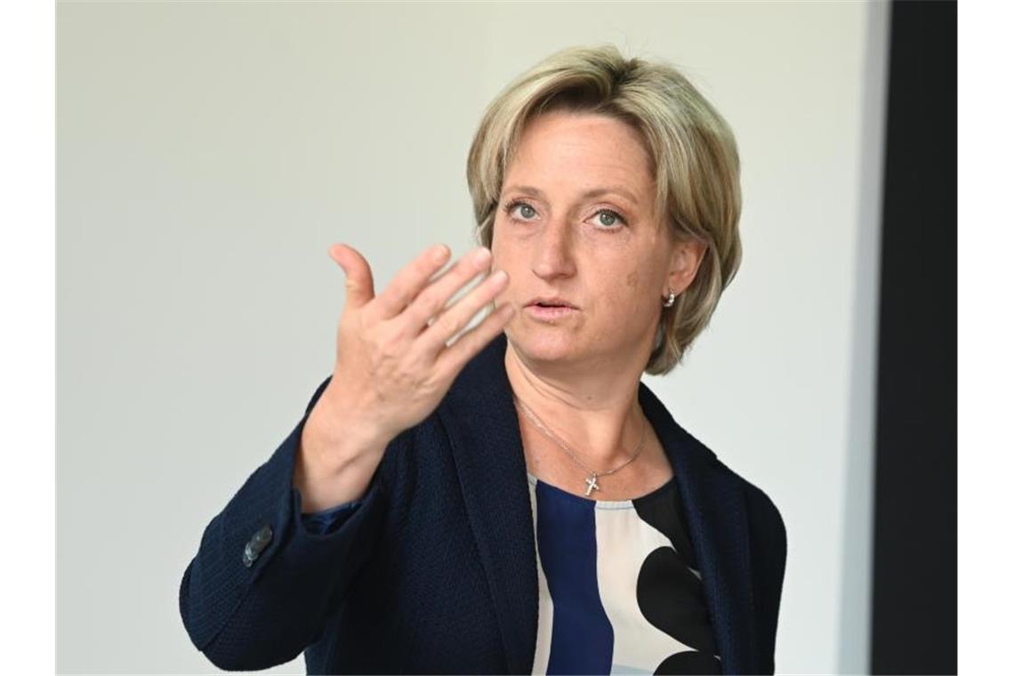 Schlagabtausch über Expo-Pavillon im Landtag Nicole Hoffmeister-Kraut (CDU), Wirtschaftsministerin von Baden-Württemberg. Foto: Uli Deck/dpa/Archivbild