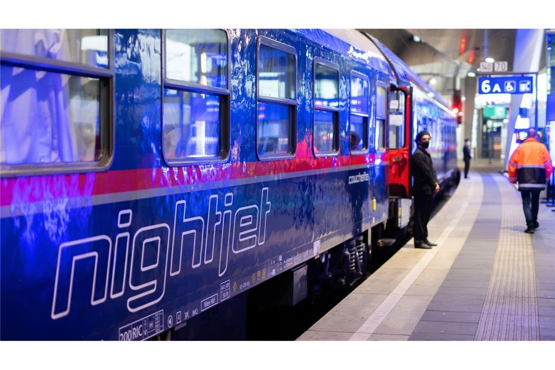 Nightjet-Zug am Wiener Hauptbahnhof.