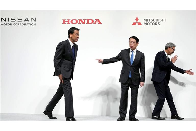 Nissan und Honda führen Fusionsgespräche und wollen Mitsubishi Motors daran beteiligen.