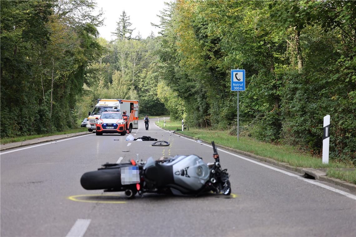 Noch ist nicht klar, wie es zu dem Unfall kam, ein Gutachter wurde hinzugezogen. Foto: SDMG / Kern