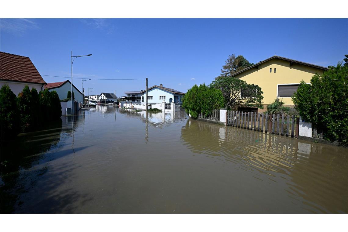 Noch kein Aufatmen: In Österreich bleibt die Hochwasserlage vorerst kritisch.