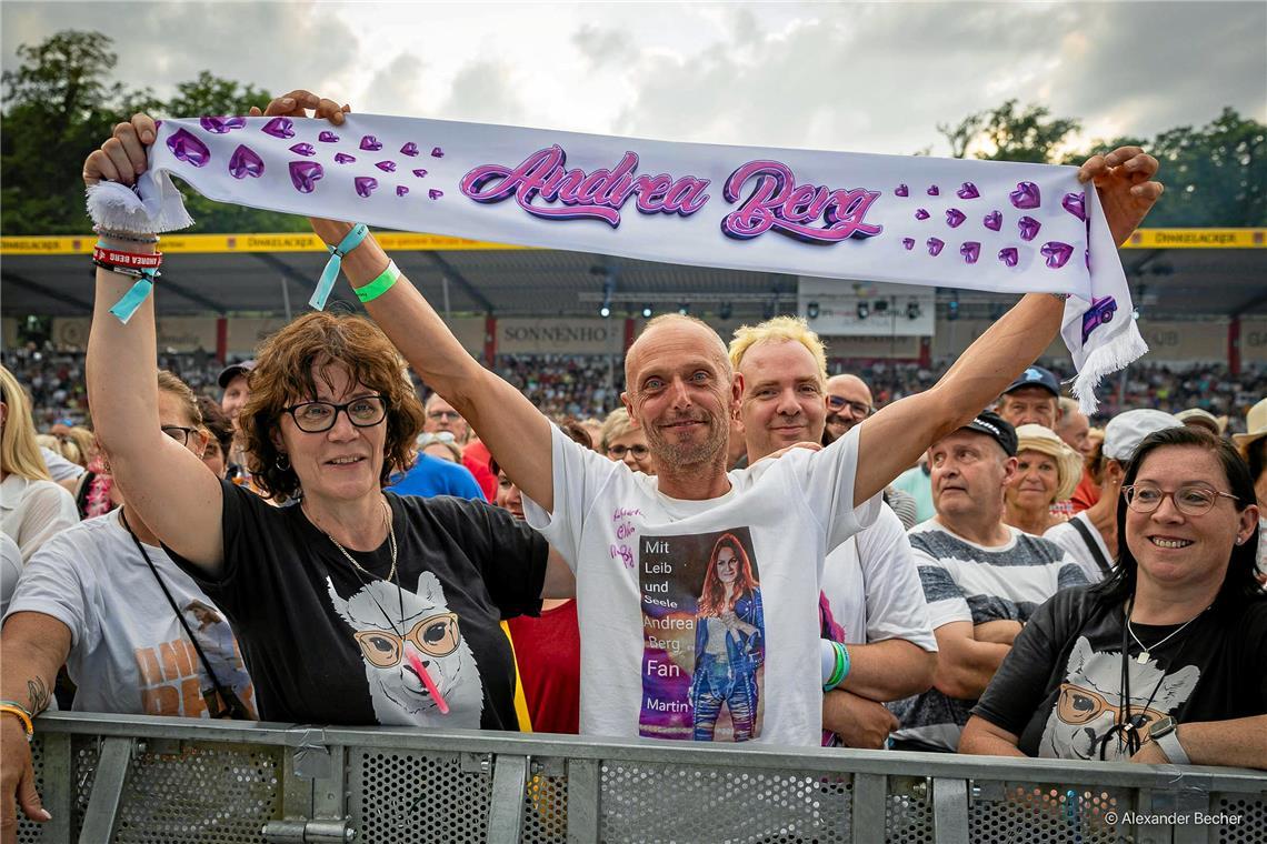 Nur wer sich früh auf den Weg ins Stadion gemacht hatte, konnte sich einen Platz...