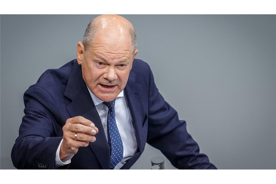 Olaf Scholz möchte Geflüchtete schneller in Jobs vermitteln. Das Programm Jobturbo der Bundesagentur für Arbeit soll dabei helfen (Symbolbild).