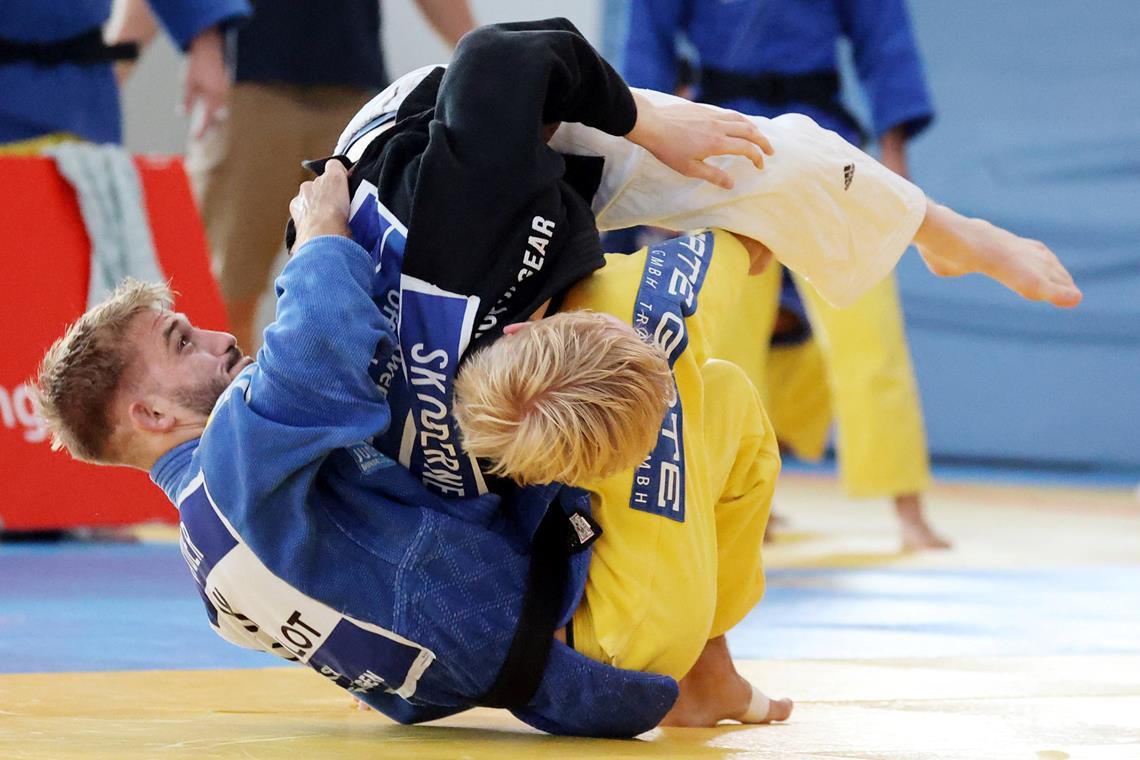 Packt künftig sehr wahrscheinlich bei den TSG-Judokas an: Der viermalige deutsche Meister Maximilian Heyder (links). Foto: Rudel