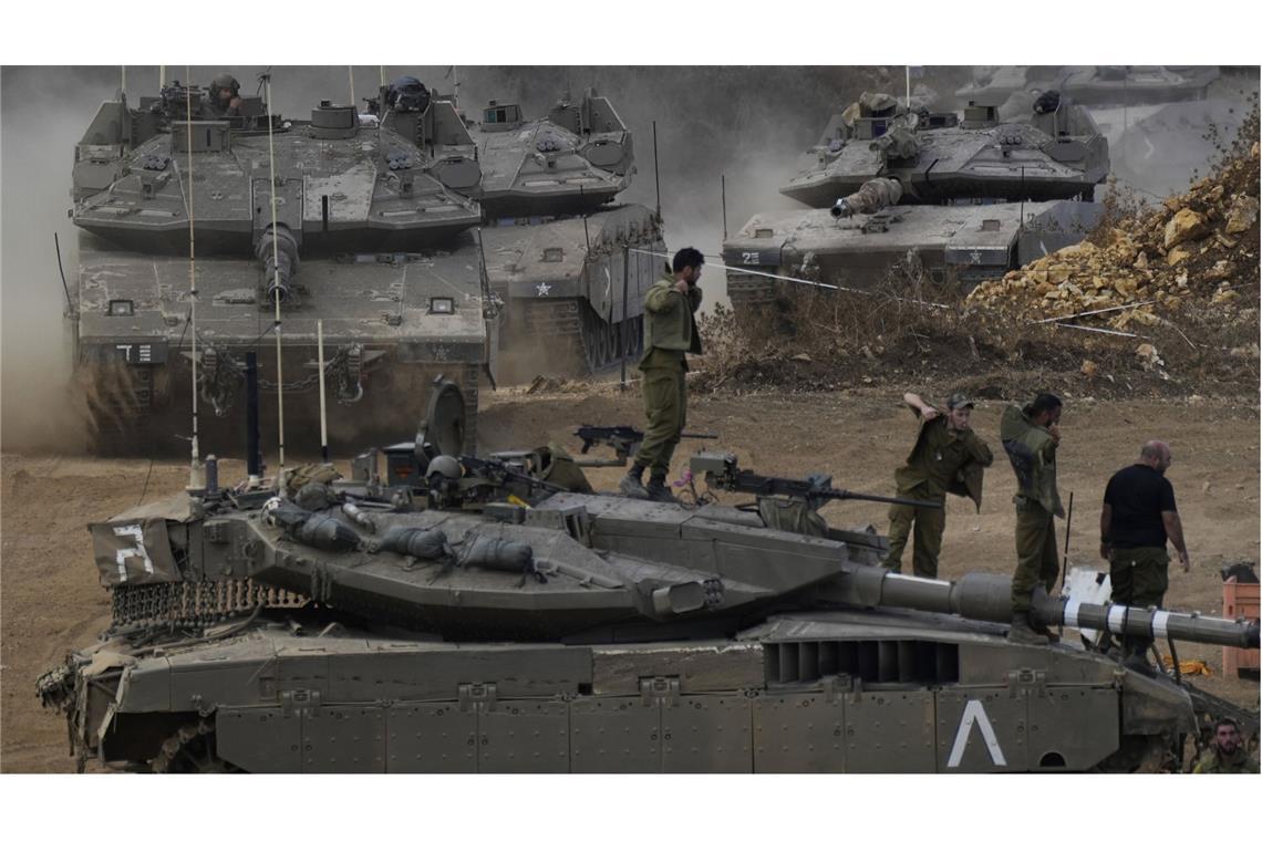 Panzer der israelischen Armee. Israels Armee hat wohl versehentlich zwei Kibbuz-Bewohner beim Einsatz gegen die Hamas getötet (Archivfoto).