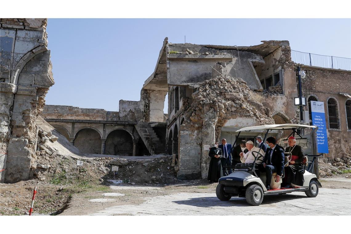 Papst Franziskus geriet im Irak nach eigenen Angaben ins Visier von zwei Attentätern. (Archivbild)