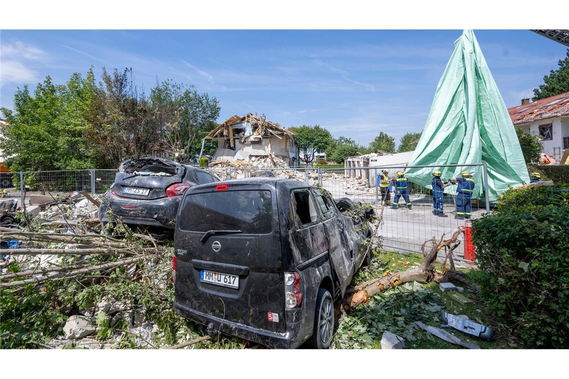 Parkende Autos wurden schwer beschädigt