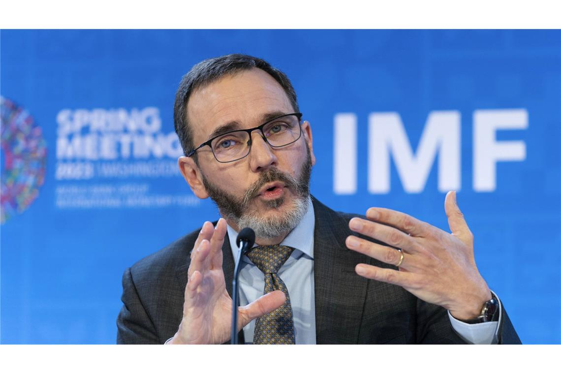 Pierre-Olivier Gourinchas, IWF-Chefvolkswirt, spricht auf einer Pressekonferenz.