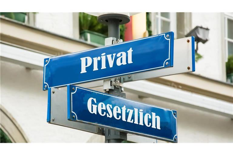 Privat oder gesetzlich krankenversichert? Diese Entscheidung will gut überlegt sein.