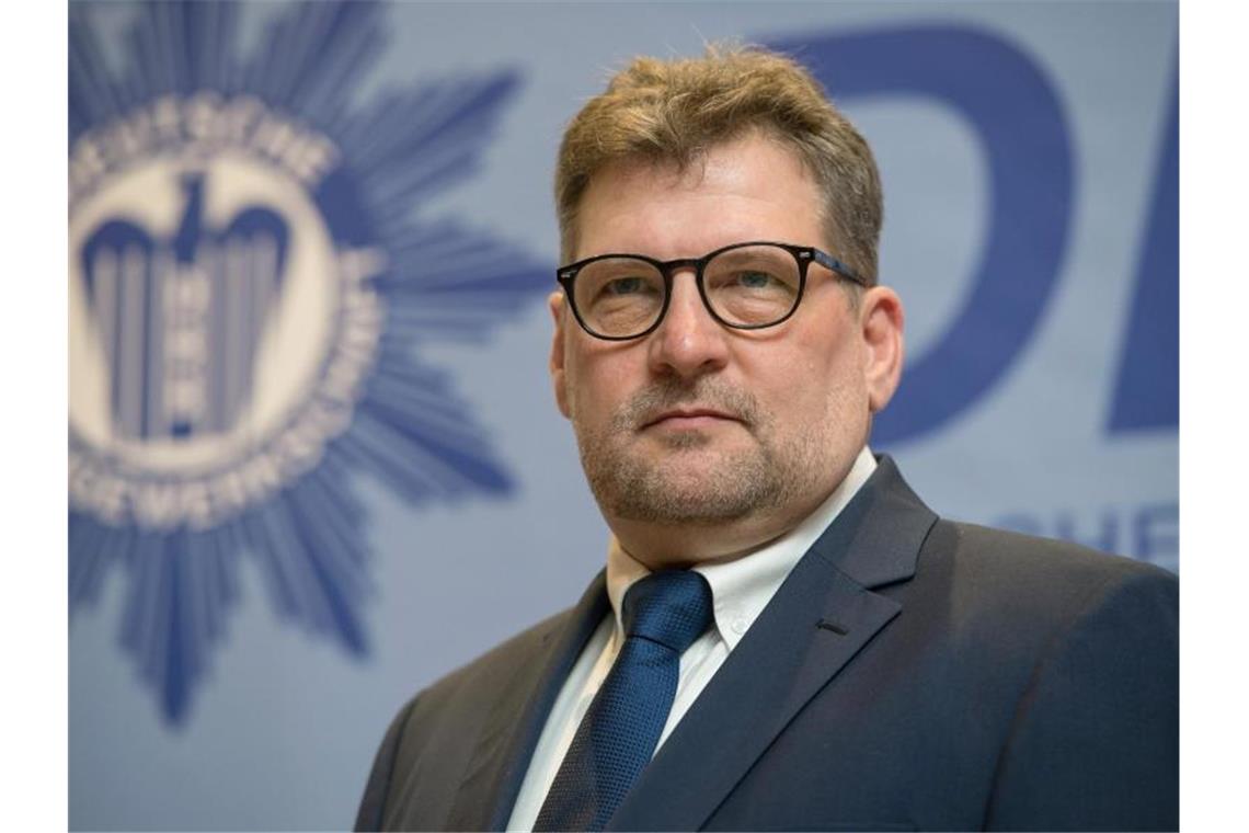 Gewerkschaft: Polizisten sollen zuerst geimpft werden Ralf Kusterer, der Landesvorsitzende der Deutschen Polizeigewerkschaft Baden-Württemberg. Foto: Marijan Murat/dpa/Archivbild