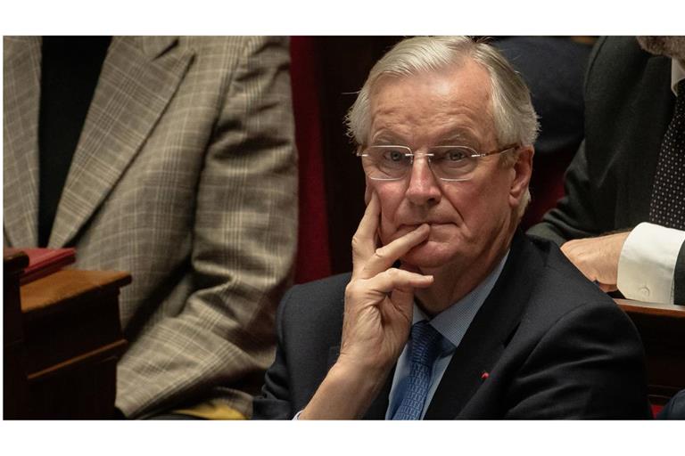 Ratlosigkeit in Paris. Frankreichs Premierminister Michel Barnier wurde durch ein Misstrauensvotum gestürzt, das ist auch eine sehr schlechte Nachricht für Europa.