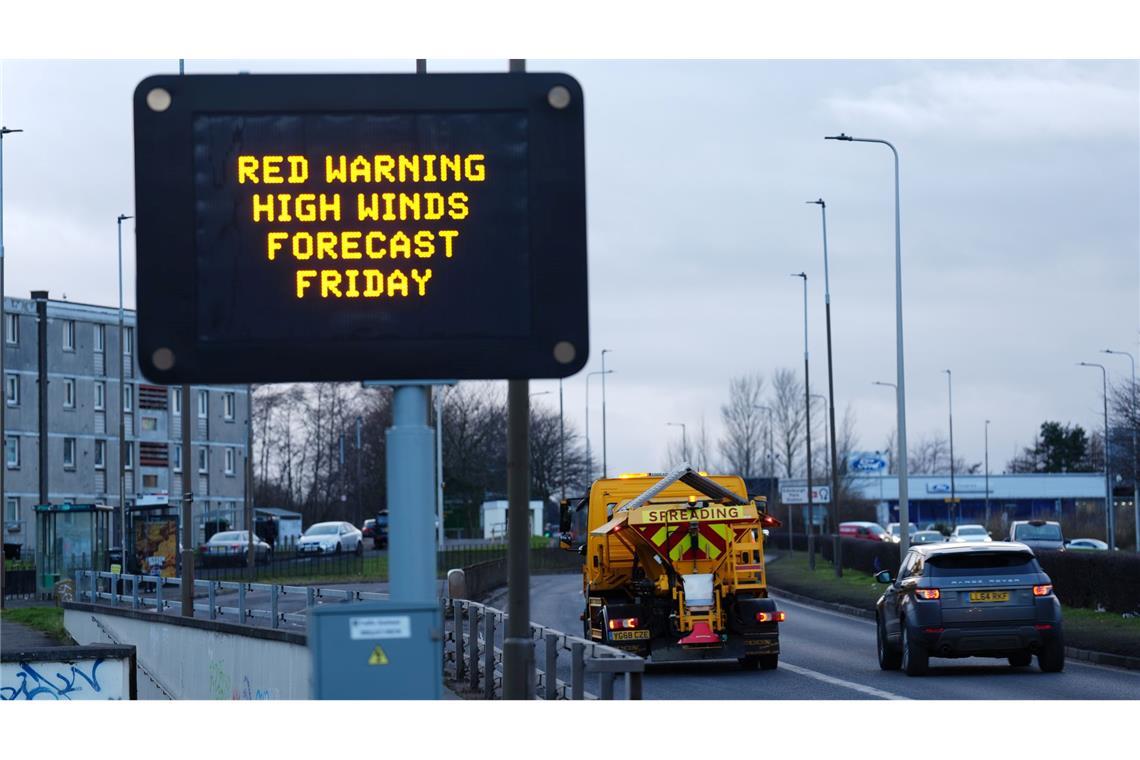 Rote Warnstufe - unter anderem in Edinburgh.