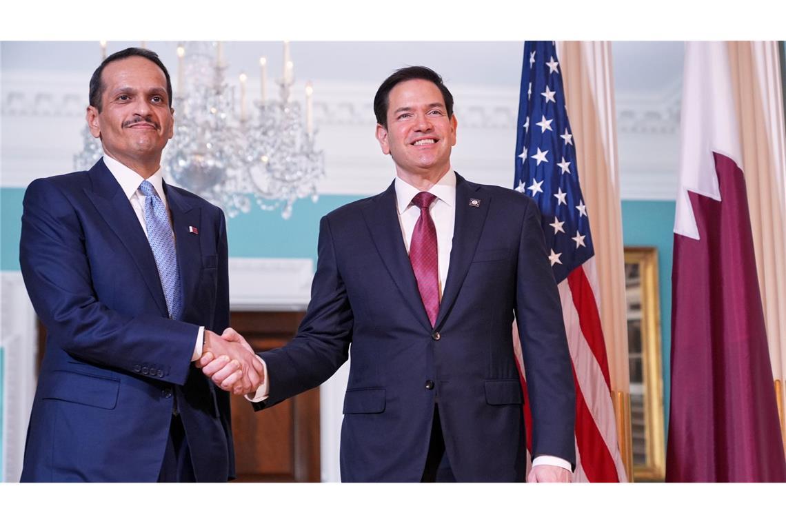 Trump beschwört "völlige Einigkeit" zwischen USA und Israel Rubio und Al Thani sprechen in Washington über die Lage im Nahen Osten.
