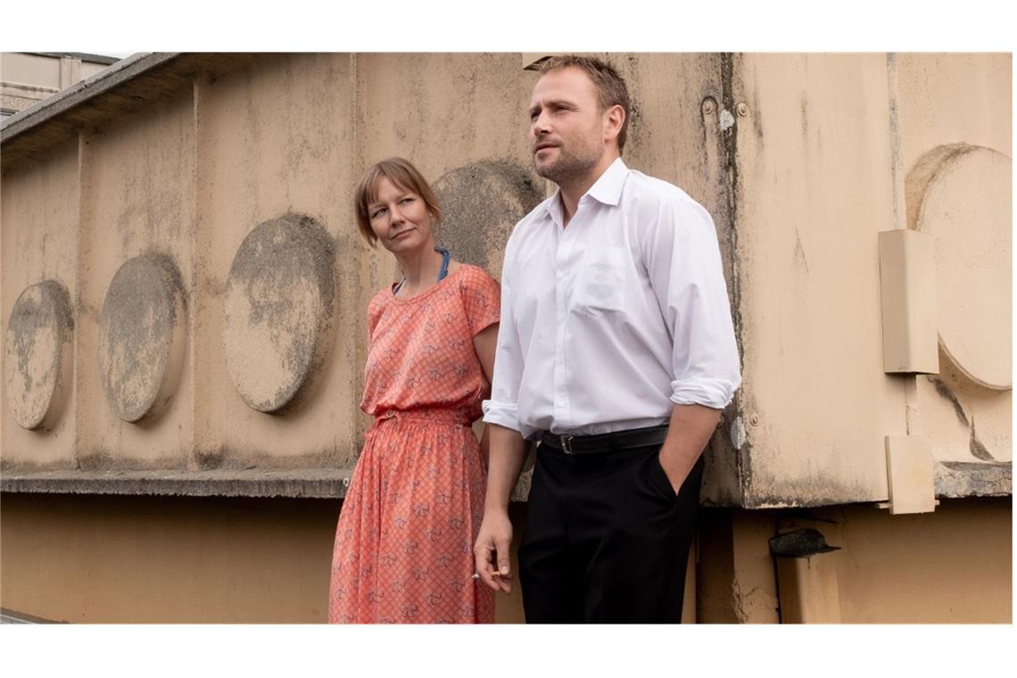 Sandra Hüller und Max Riemelt in „Zwei zu Eins“.