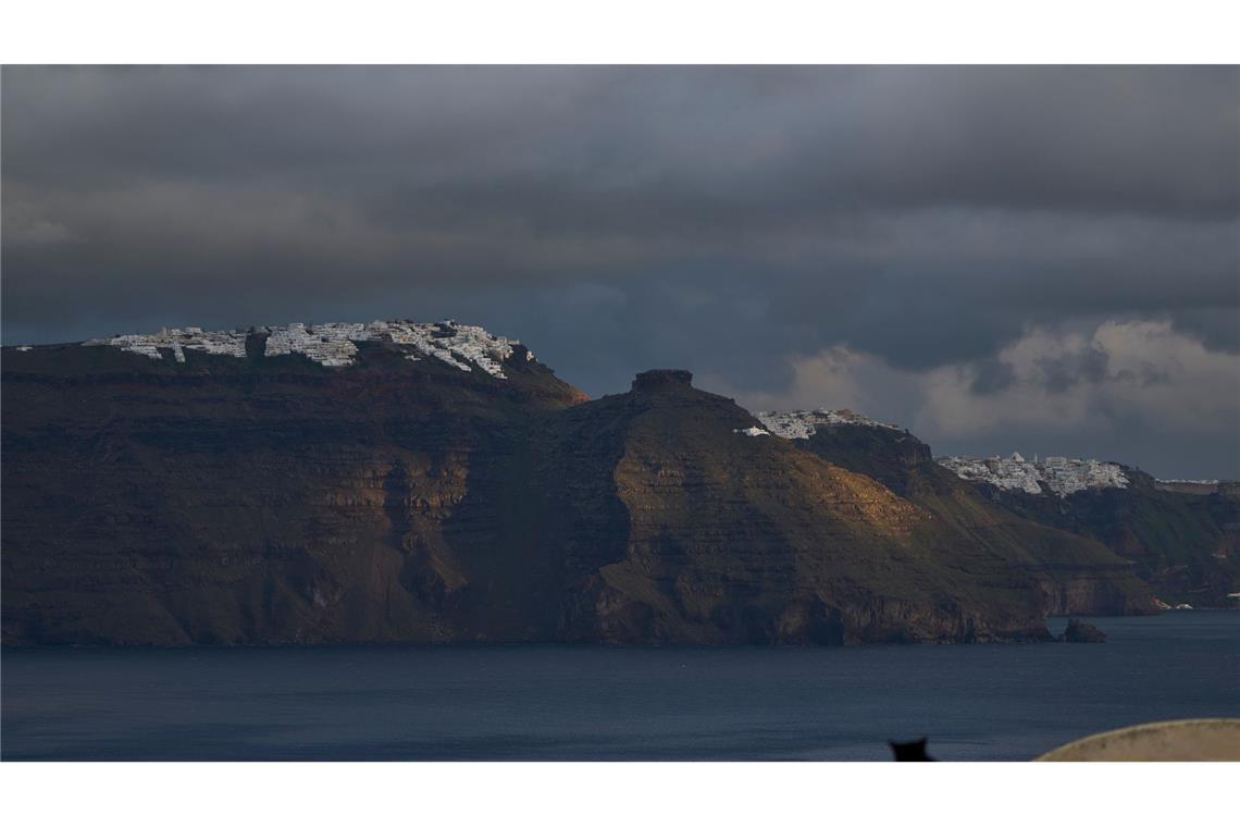 Santorini kommt nicht zur Ruhe. (Archivbild)