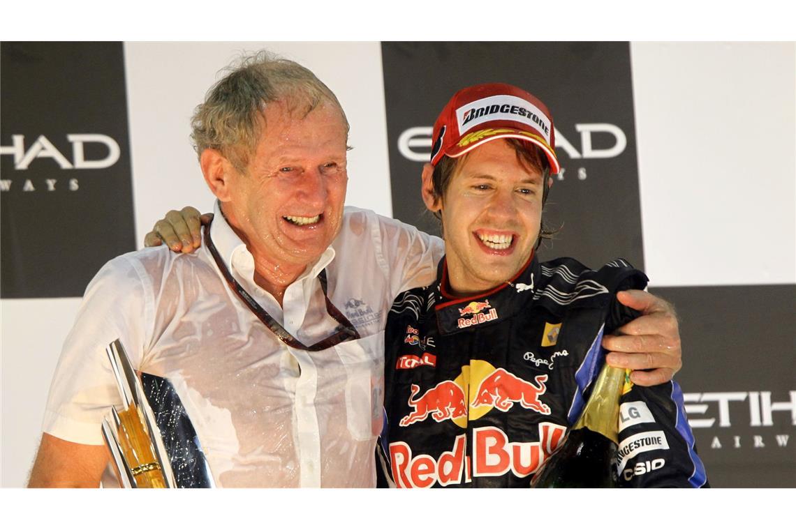 Sebastian Vettel (r) im Jahr 2010 mit Helmut Marko.