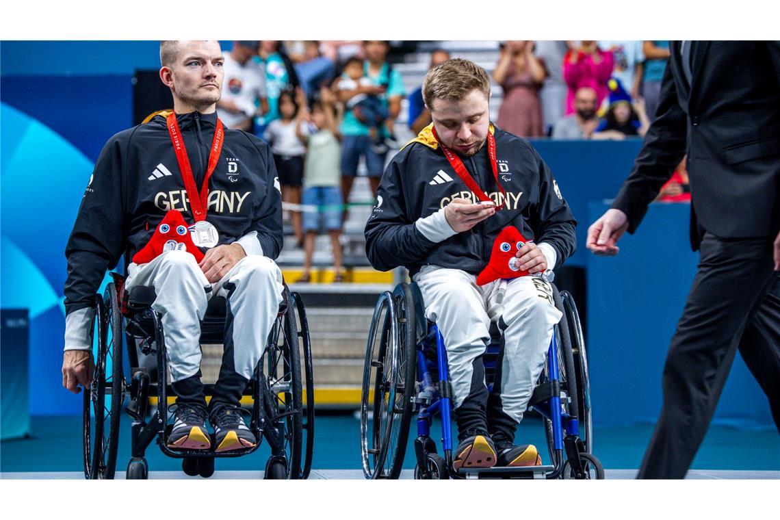 Silber für das Tischtennis-Doppel Thomas Schmidberger (l) und Valentin Baus (r).