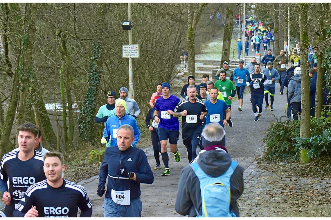 Silvesterlauf 2024 in Backnang. SP