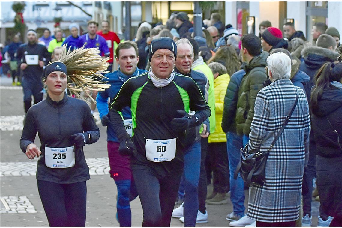 Silvesterlauf 2024 in Backnang. SP