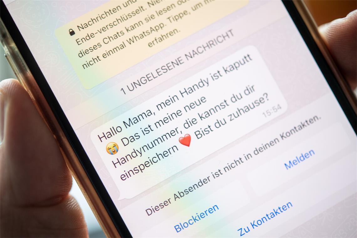 So fängt es meistens an bei der Whatsapp-Masche, dem modernen Enkeltrick.