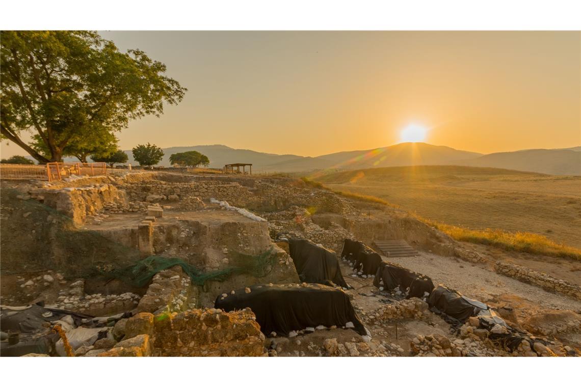 Sonnenaufgang im Hazor National Park im Norden Israels.