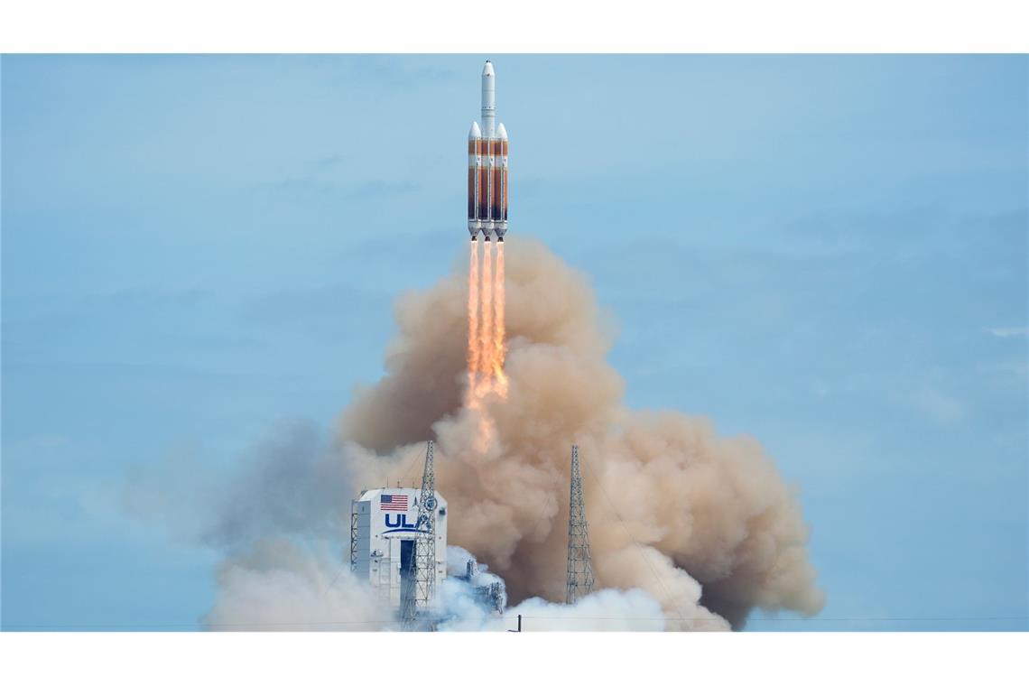 Spannender letzter Flug: Diese Rakete vom Typ Delta IV Heavy hat eine geheime Spionagesatellitenladung für das US National Reconnaissance Office dabei.