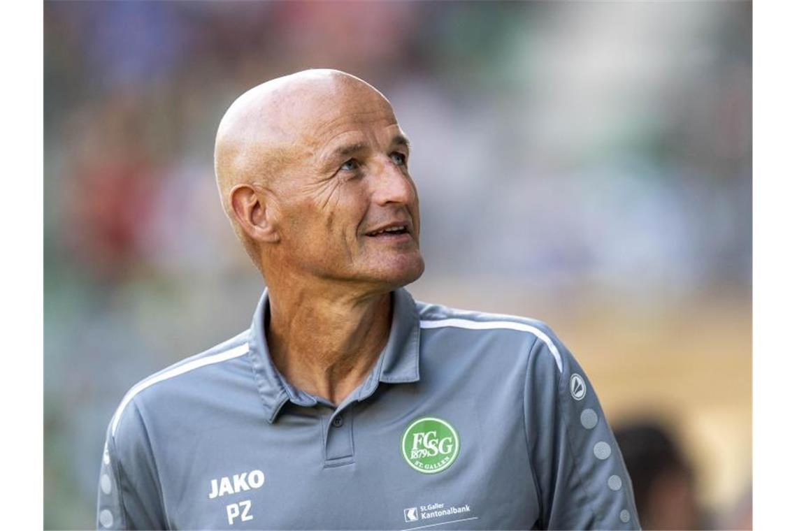 Ex-VfB-Trainer Zeidler greift in Schweiz nach erstem Titel St. Gallens Trainer Peter Zeidler. Foto: David Inderlied/dpa/Archivbild