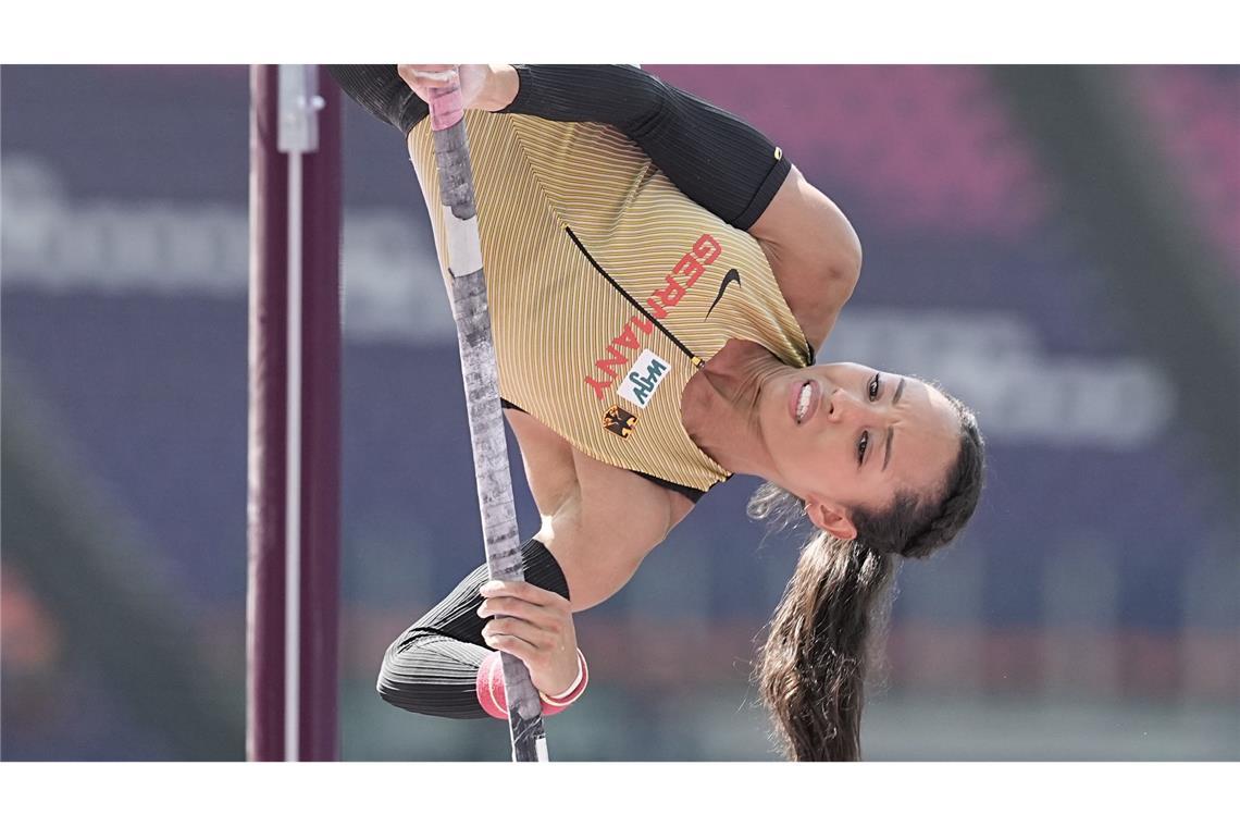 Stabhochspringerin Jacqueline Otchere  in der Qualifikation bei der Leichtathletik-Europameisterschaft in Rom.