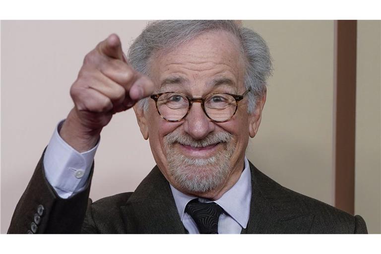 Steven Spielberg soll bei den Dreharbeiten zu „E.T.“ zum ersten Mal daran gedacht haben, Vater werden zu wollen.