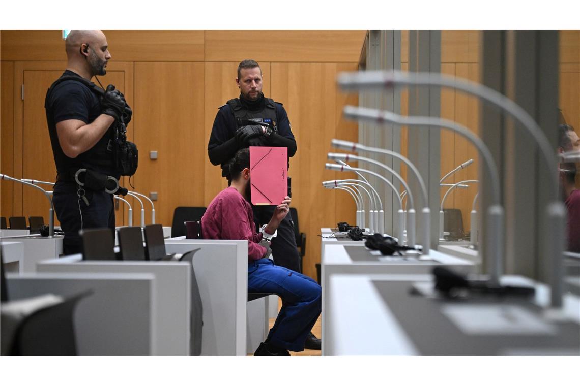 Sulaiman A.  steht vor Gericht nach dem tödlichen Messerangriff von Mannheim.