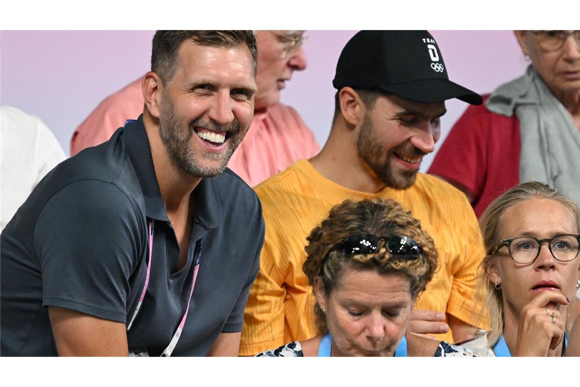 Superstar Dirk Nowitzki (l) mit Tischtennis-Nationalspieler Patrick Franziska.