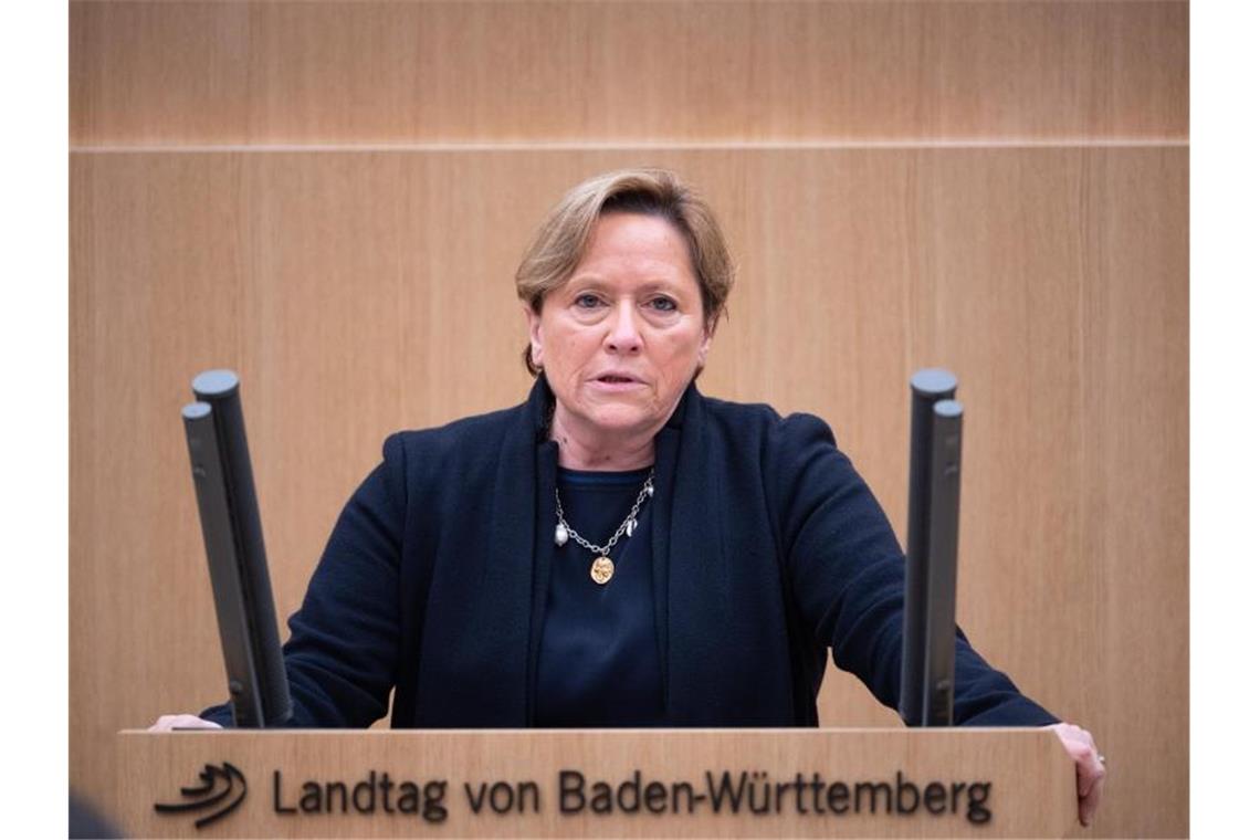 Umfrage: CDU mit Eisenmann fällt weiter hinter Grüne zurück Susanne Eisenmann (CDU), Ministerin für Kultus, Jugend und Sport von Baden-Württemberg. Foto: Sebastian Gollnow/dpa/Archivbild