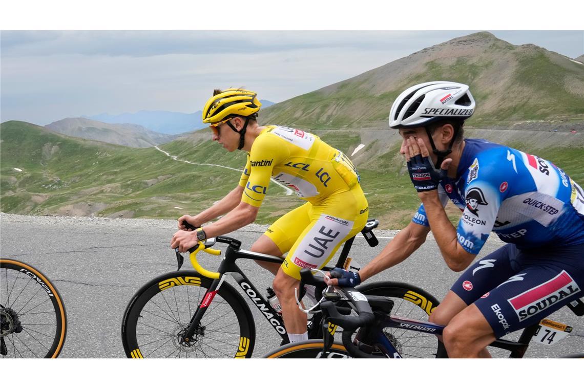 Tadej Pogacar auf der 19. Etappe der 111. Tour de France.