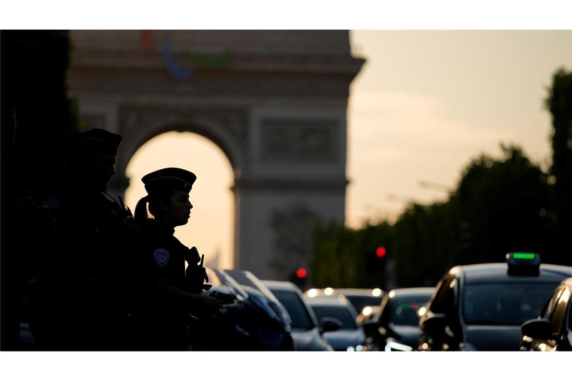 Tausende Polizisten wachen während Olympia über Paris.