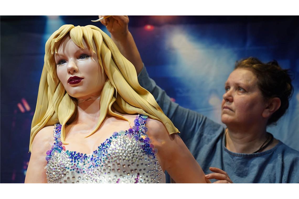 Taylor Swift Torte auf der Cake International Show in Birmingham.