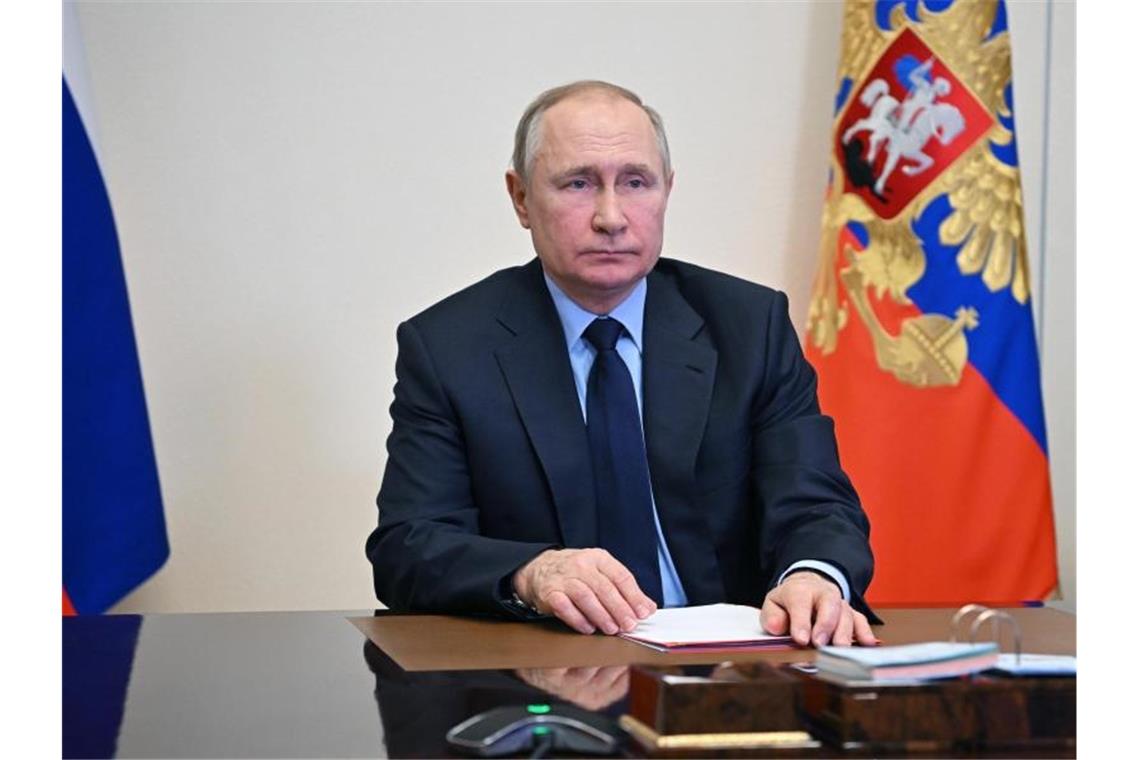 Bundeswehroffizier Franco A. kurzzeitig festgenommen Telefonierte angesichts der weiter zunehmenden Spannungen im Ukraine-Konflikt mit US-Präsident Biden: Wladimir Putin. Foto: Alexei Nikolsky/Sputnik Kremlin/dpa