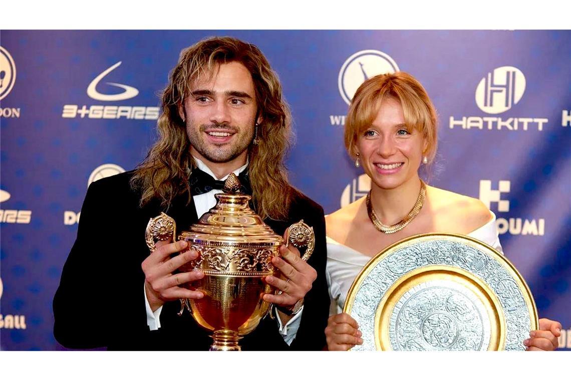 Tennis-Traumpaar von Anfang an: Toby Sebastian und Lena Klenke als Andre Agassi und Steffi Graf in „Perfect Match“